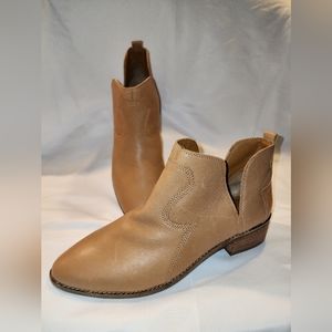 Lucky Brand ankle boots. Size 11